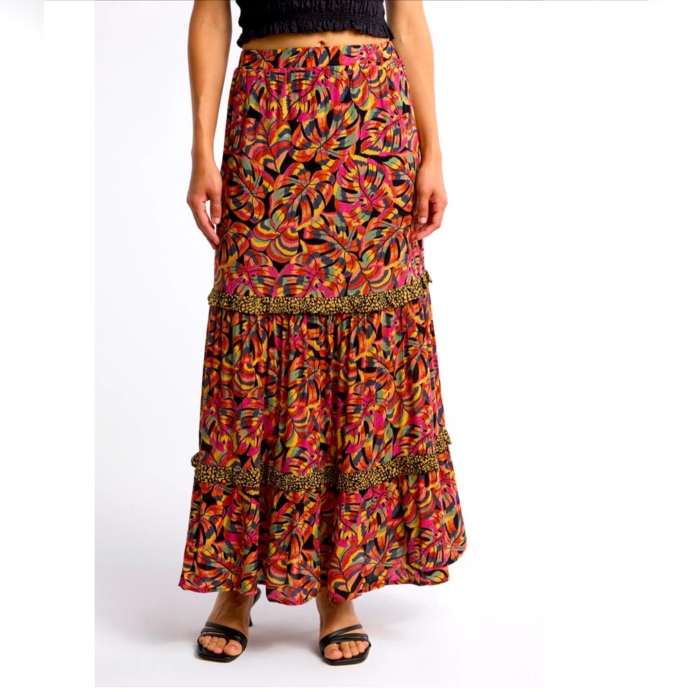 DR-2 Daniel Rainn Tiered Ruffle Floral Maxi Skirt